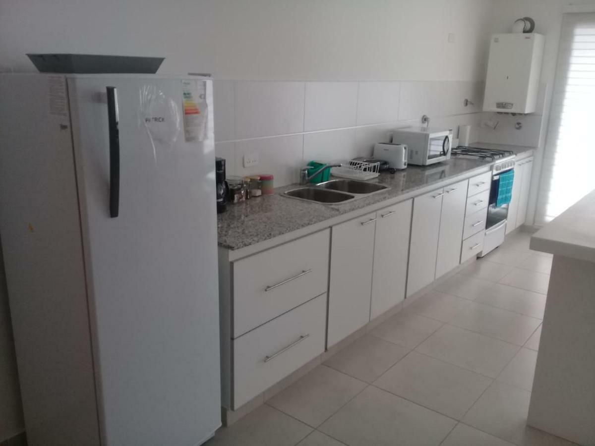 Veluvi Apartment Puerto Madryn Ngoại thất bức ảnh